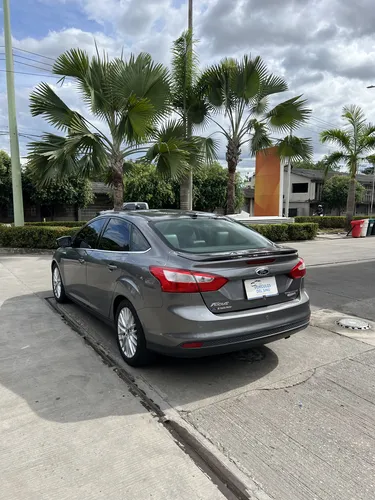 Ford Focus 2.0 Titanium