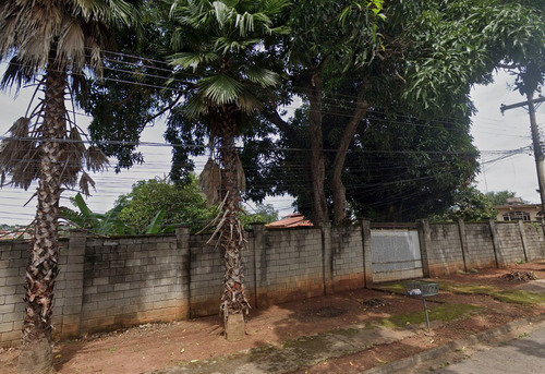 Imagem 5 de 8 de 6 Mil Mt2 Dentro De Goiânia Com Lindo Sobrado De 3 Quartos!