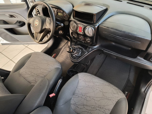 Fiat Doblo 1.8 16v Essence 7l Flex 5p