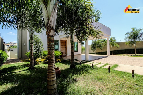Imagem 27 de 27 de Casa À Venda, 5 Quartos, 1 Suíte, 9 Vagas, Belvedere - Divinópolis/mg - 30848