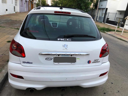 Peugeot 207 2011 1.6 Xt