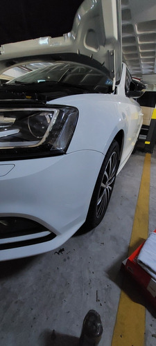 Volkswagen Jetta 2.0 Tsi Highline (mx) 4p