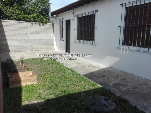 Imagen 4 de 14 de Casa Tipo Ph. Con 2 Patios - En 57 Y 150