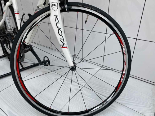 Bicicleta Kuota Kharma 52 Shimano 105 5800