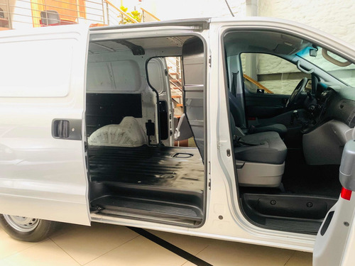 Hyundai H1 Grand Startex 2.4