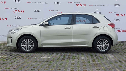 Imagen 2 de 15 de Kia Kia Rio Hb 2018 5p Hb Ex, Ta6, Ve, F. Niebla, Ra-15