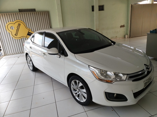 Imagem 8 de 15 de Citroën C4 Lounge 2014 2.0 Tendance Flex Aut. 4p
