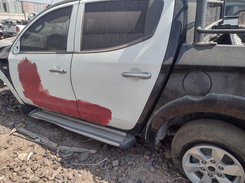 Imagen 8 de 9 de Mitsubishi L200 Pick Up 2019 Por Partes Refacciones