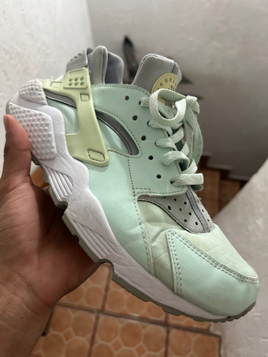 Tenis Nike Huarache Originales, Muy Poco Uso, Reducidos A #6 (Usado)