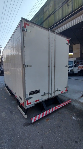 Imagem 1 de 8 de Bau