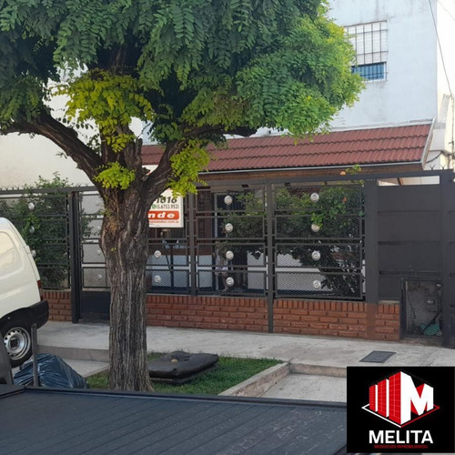 Imagen 1 de 14 de Casa - Tablada