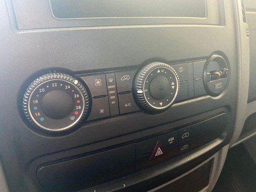 Imagem 10 de 16 de Mercedes-benz Sprinter Furgão 2.2 Cdi 313 Street Curto 7,5m3
