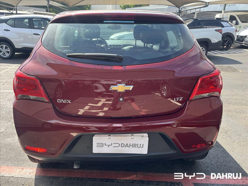 Chevrolet Onix 1.4 MPFI LTZ 8V FLEX 4P AUTOMÁTICO