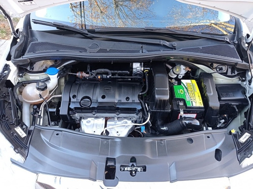 Imagen 15 de 15 de Peugeot 2008 Nafta 1.6 Caja Manual Crossway Año 2019