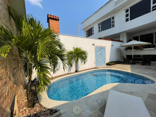 Imagen 26 de 27 de Venta De Casa Con Acabados De Lujo Urbanización Portofino Ah