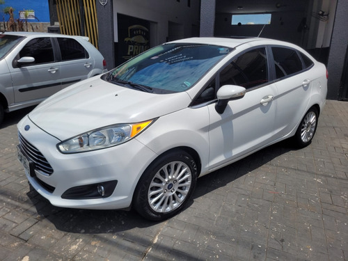 Ford Fiesta Sedan Ford New Fiesta Sedan 1.6 Titanium PowerShift Plus (Flex)