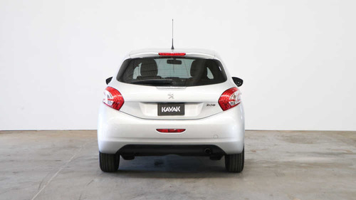 Peugeot 208 1.5 Allure Touchscreen - 144230 - C