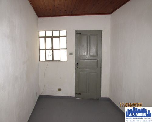 Imagem 2 de 9 de Casa Para Alugar Na Vila Cisper - 1801 - 32494399