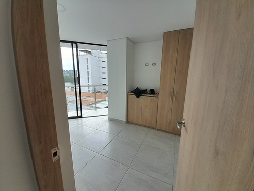 Apartamento En Venta Ubicado En Marinilla Sector Sorbito (20203).