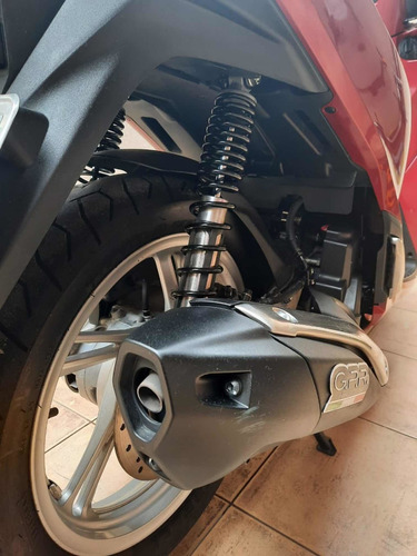 Imagem 9 de 12 de Honda Shi