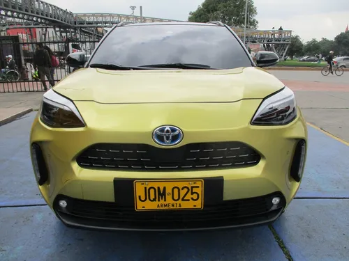 Toyota Yaris Cross Hybrid 1500cc At Aa