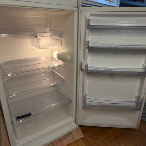 Koh-i-noor Kd-4394/6 416l Heladera Con Freezer Blanco (Usado)