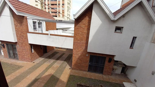 Dúplex De 3 Ambientes Con Cochera, Patio Y Terraza