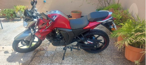 Imagen 2 de 6 de Yamaha Fz Fi S