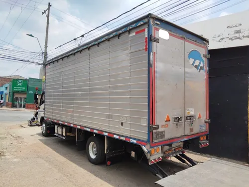 Camion Foton Fqr Furgon Seco Modelo 2013