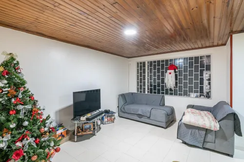 Casa En Venta En Los Naranjos. Cod V21519