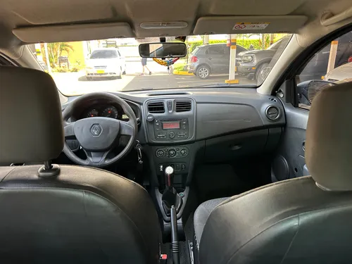 Renault Logan 1.6 Authentique