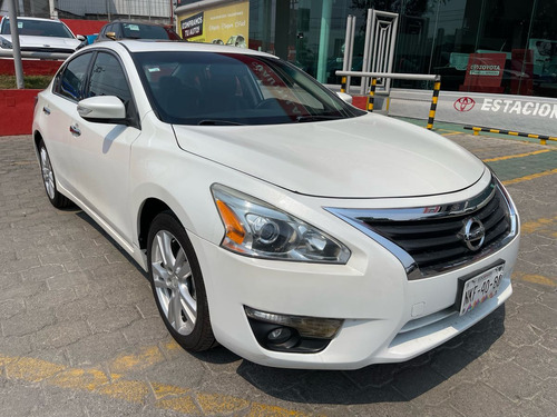 Nissan Altima 3.5 Exclusive V6 Mt