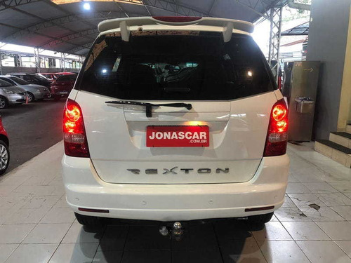 Imagem 7 de 15 de Ssangyong Rexton Ii 270 4x4 Xdi 2.7 4p 2010