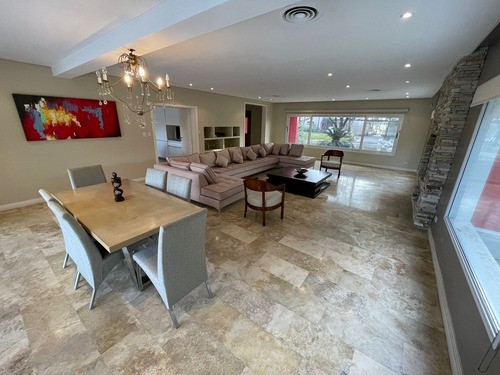 Casa En Venta En El Nacional Club De Campo