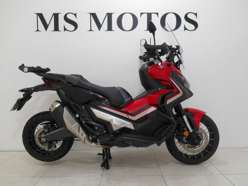 Imagem 1 de 7 de Moto