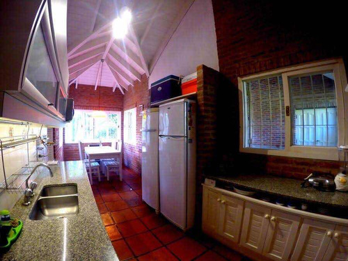 Casa 5 Ambientes En Pinamar Norte A 2 Cuadras Del Mar, Altura Balneario Cr, Acepto Velero Oceanico, O Propiedad En Zona Norte D Bs As (nuñez Hasta Beccar)