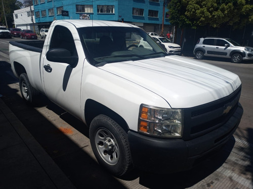 Imagen 3 de 11 de Chevrolet Silverado 2013