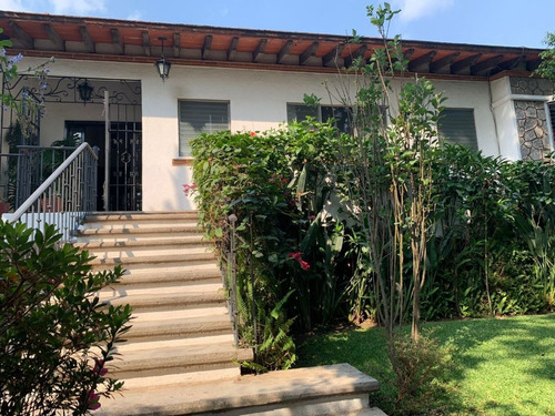 Imagen 2 de 14 de Casa En Privada En Rancho Cortes / Cuernavaca - Crb-1005-cp
