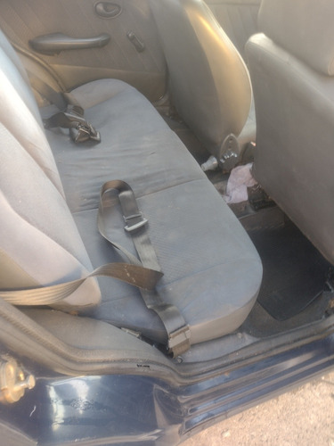 Imagem 10 de 14 de Sucata Fiat Siena 2001 1.0 16v Elx 4p