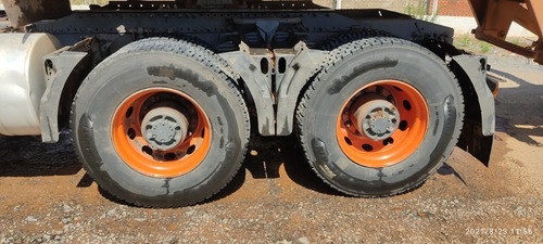 Imagem 13 de 15 de Volvo