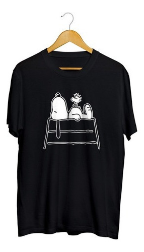 Remera Camiseta Snoopy Acostado Peanuts Charlie Brown Unisex