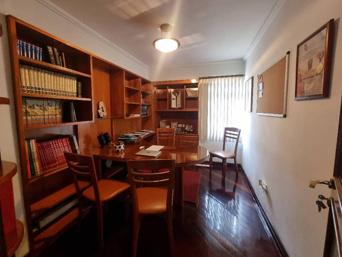 Lujoso Y Amplio Apartamento En Los Nuevos Teques, Estado Miranda.