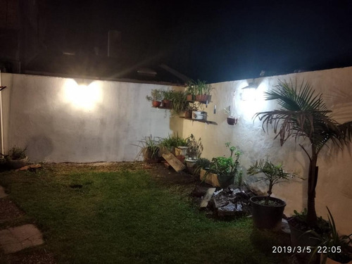 Imagen 14 de 27 de Venta - Casa Y Dos Departamentos - Bella Vista