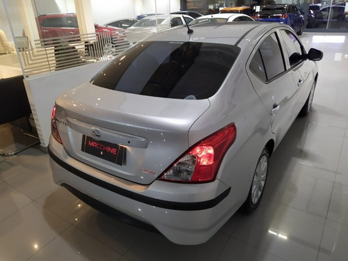 Imagen 13 de 15 de Nissan Versa 1.6 Sense Mt