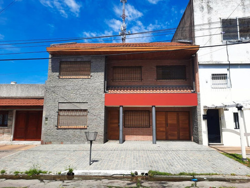 Imagen 30 de 30 de Venta Casa 6 Amb 240 M2 Valentin Alsina