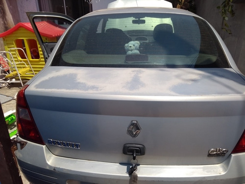 Renault Clio 16v 2001 O