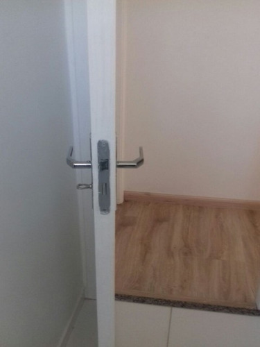 Imagem 15 de 30 de Apartamento À Venda, 2 Dormitórios E 1 Vaga De Garagem. Aceita Financiamento. - Ap00100 - 4709126