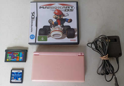 Nintendo Ds Lite Color Rosa Con Mario Kart Original Rosa (Usado)
