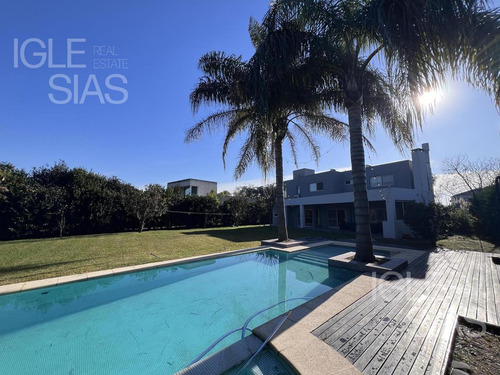 Casa En Venta Lote Interno 3 Dormitorios Barrio Santa Teresa, Villanueva