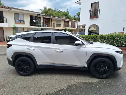 Hyundai Tucson 2.0 Advance 4X2 At